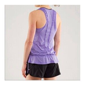 lululemon size 4 mind over matter tank top grape seed lilac purple
